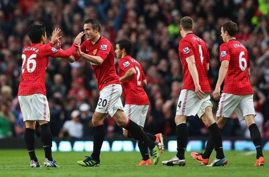 站在皮球前 站在皮球前