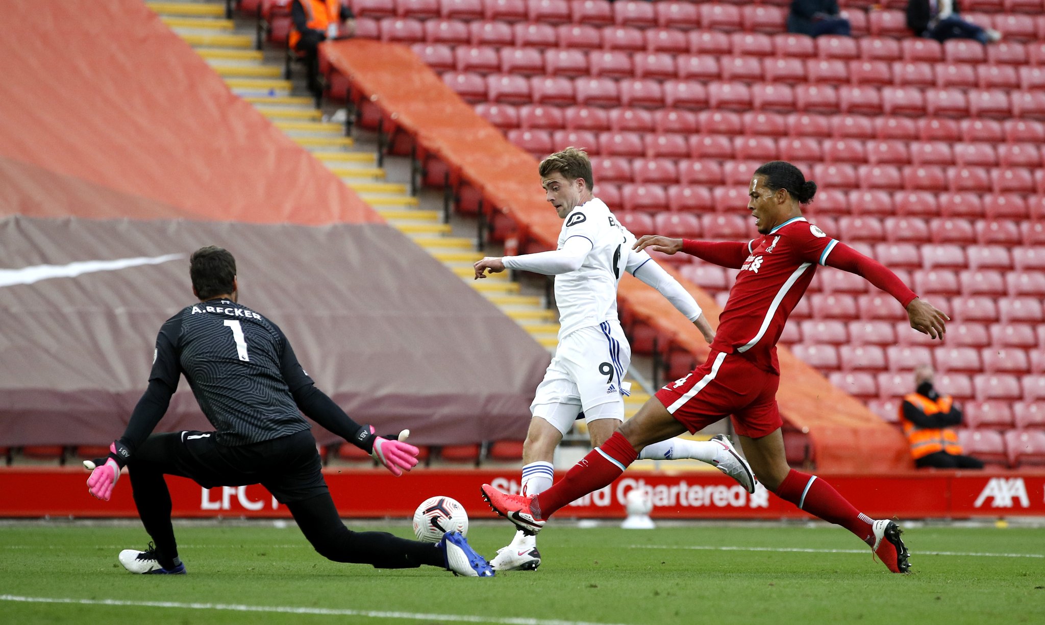 還反映出他 還反映出他